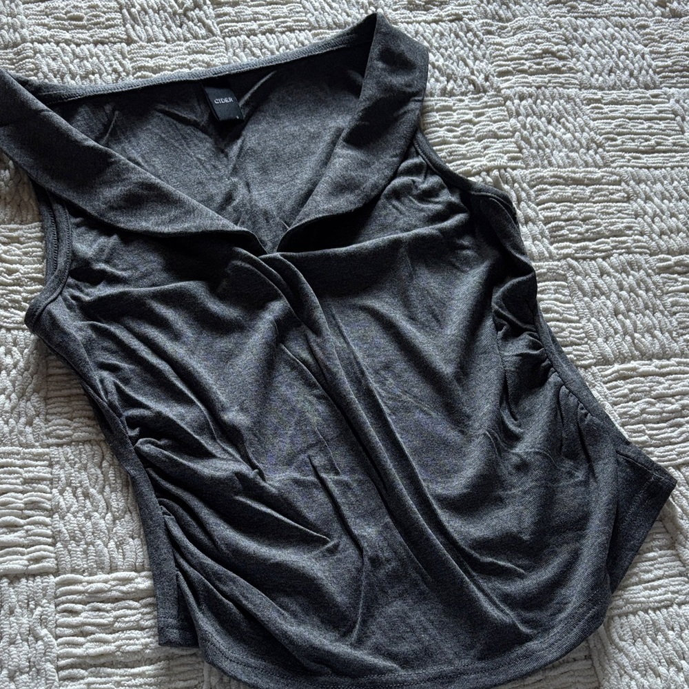 Cider charcoal gray Collared Sleeveless Top
